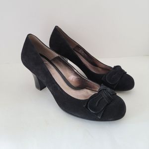 Sofft Black Leather Suede Round Toe Heels Knot Bow Size 9